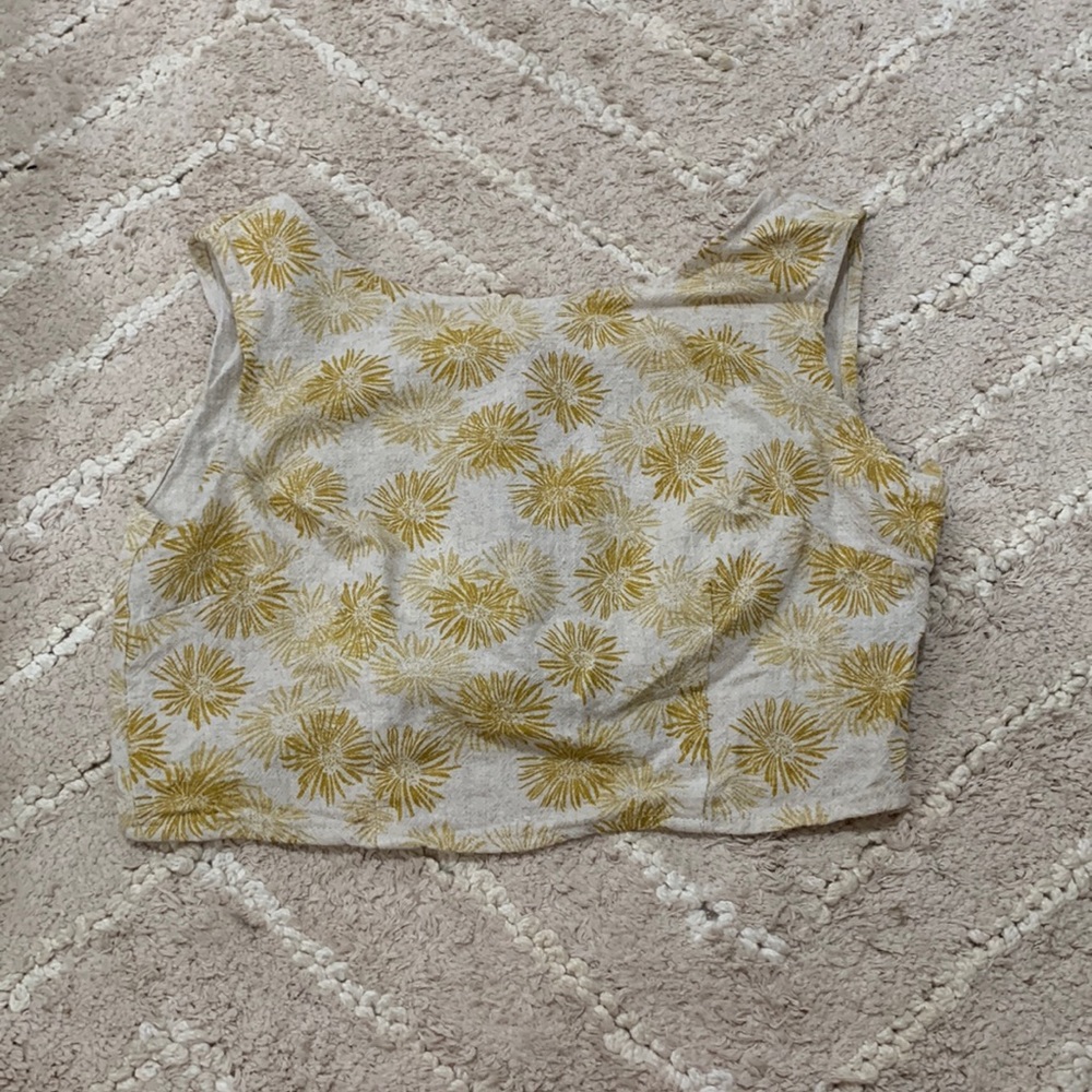 Yellow & Cream tank top with a tied open back, Size: xs